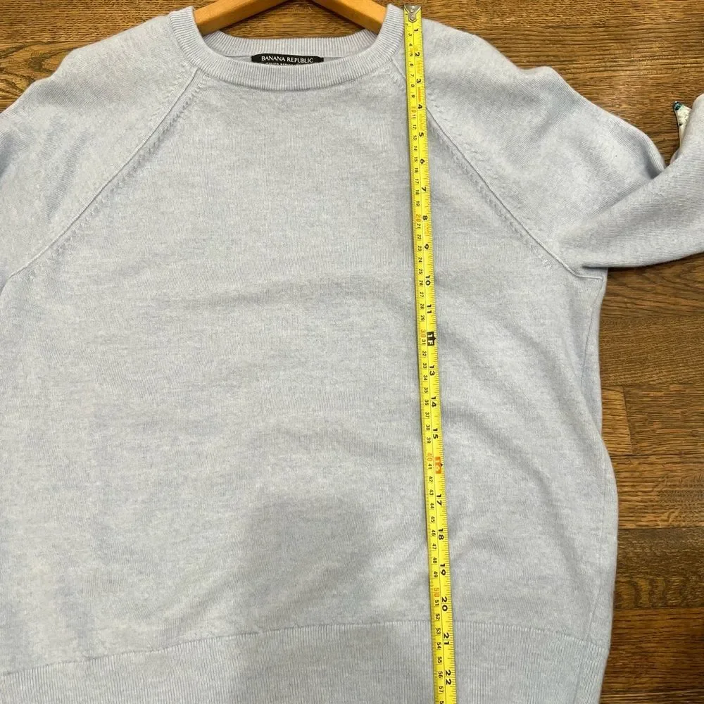 Banana Republic Italian Merino Yarn Crewneck Sweater Size Large